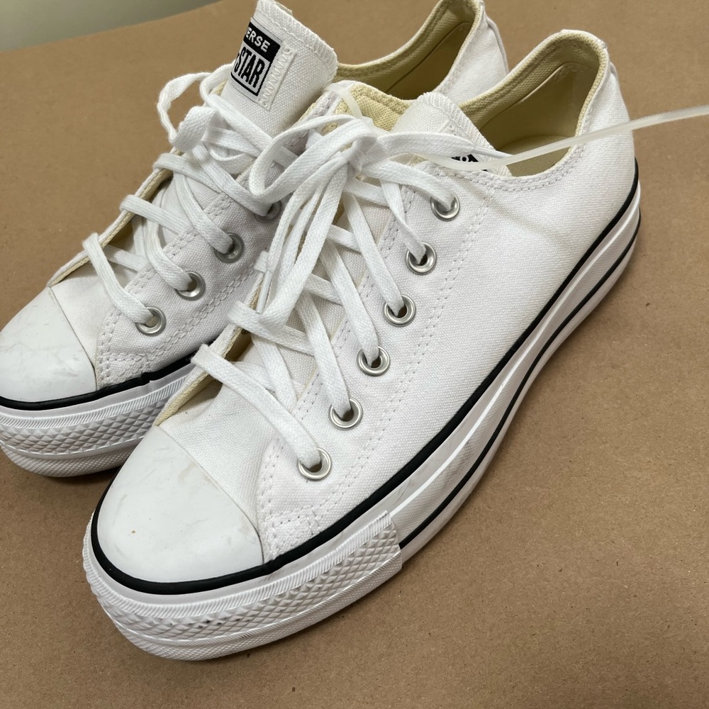 Converse White Low Top Platform Sneakers - Picture 4 of 8